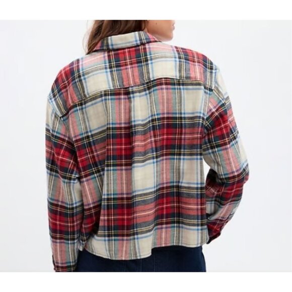 Gap Cropped Plaid Flannel Long Sleeve Shirt - Picture 2 of 16